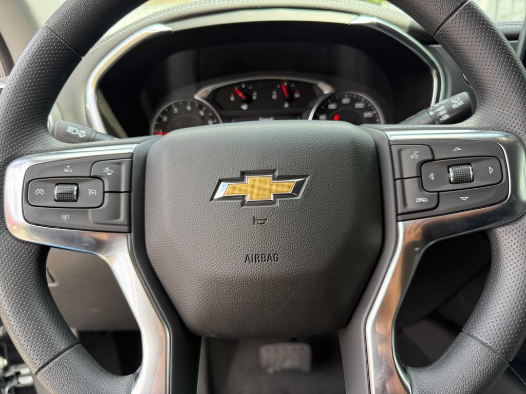 New 2026 Chevrolet Blazer LT w/ Convenience Package FWD image 23