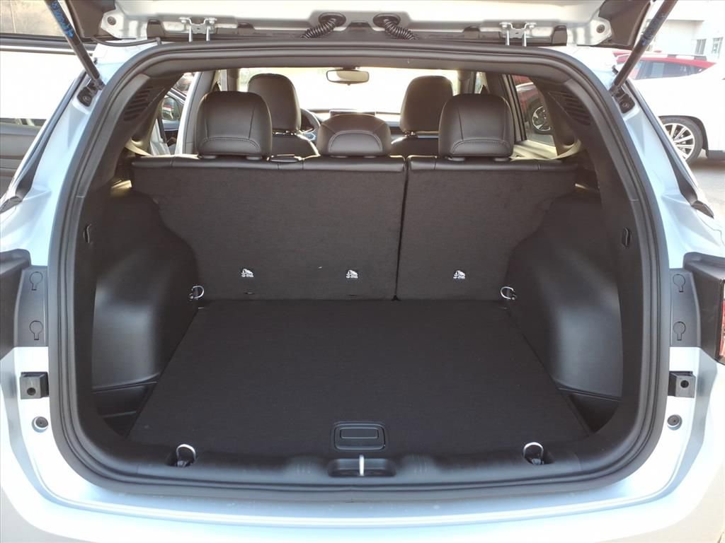 New 2026 Jeep Compass Latitude image 13