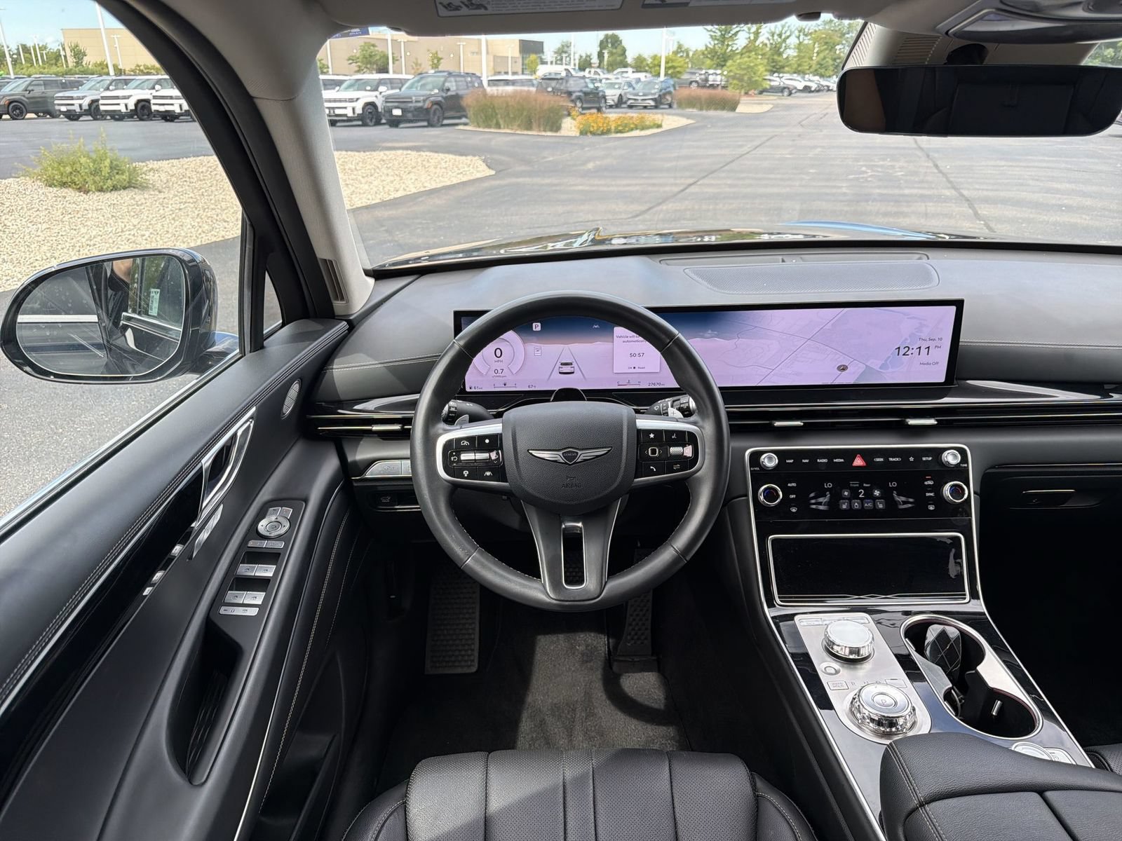 Used 2025 Genesis GV80 2.5T Standard AWD/4WD image 15