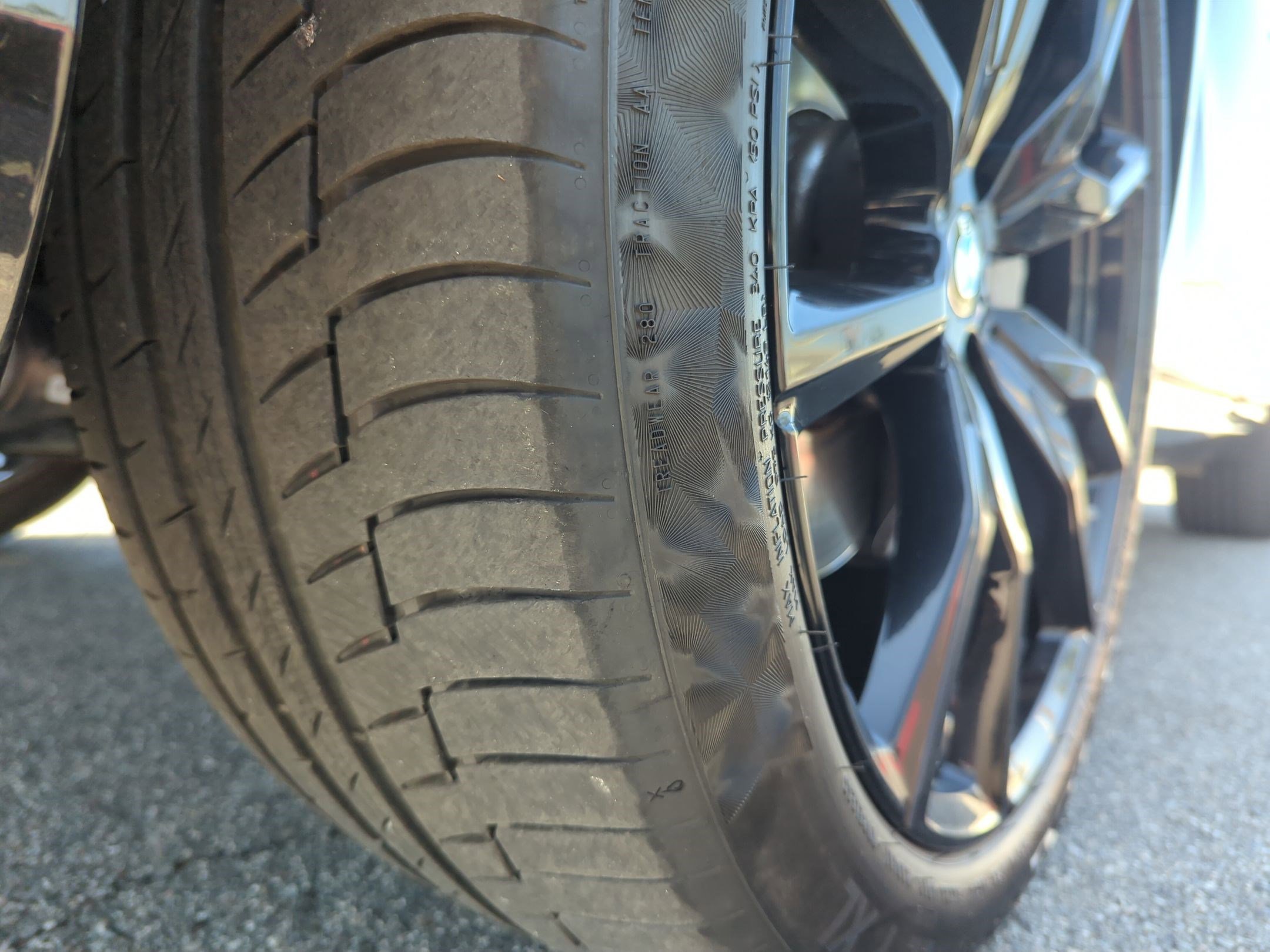 Certified 2023 BMW X7 xDrive40i w/ M Sport Package image 12