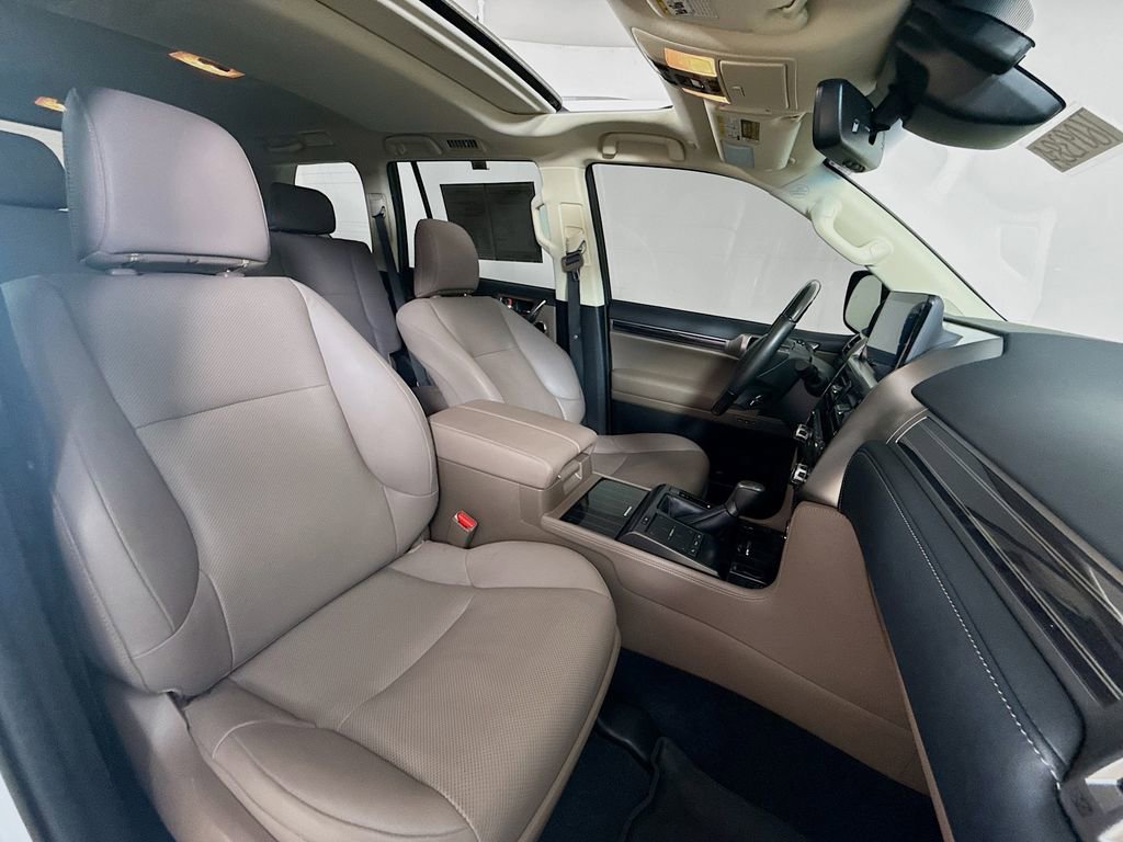 Used 2023 Lexus GX 460 Premium image 31