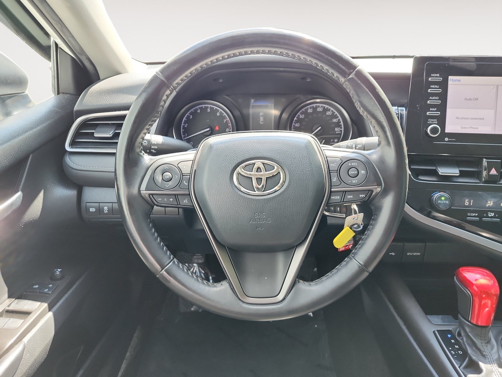 Used 2021 Toyota Camry SE FWD image 12