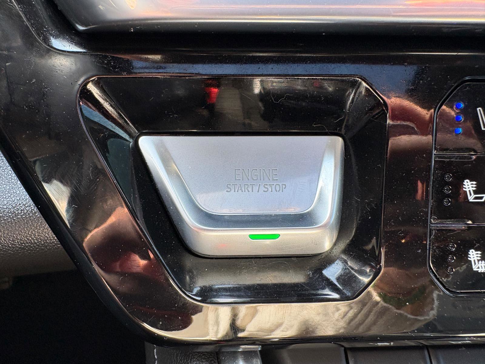 Used 2022 GMC Sierra 1500 Denali w/ Denali Reserve Package image 33