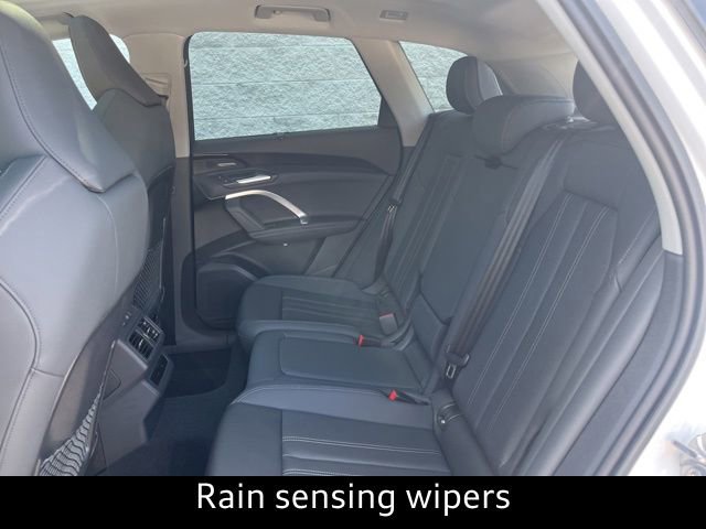 New 2025 Audi Q5 Premium Plus image 24