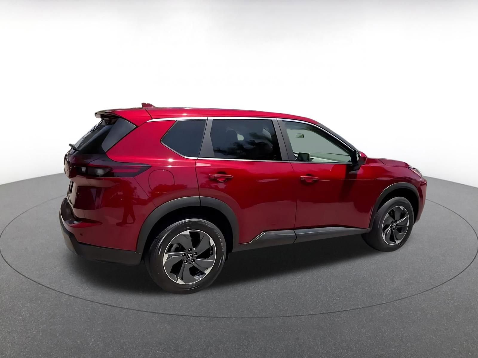 Used 2025 Nissan Rogue SV FWD image 15