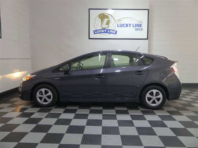 Used 2015 Toyota Prius Four FWD image 7