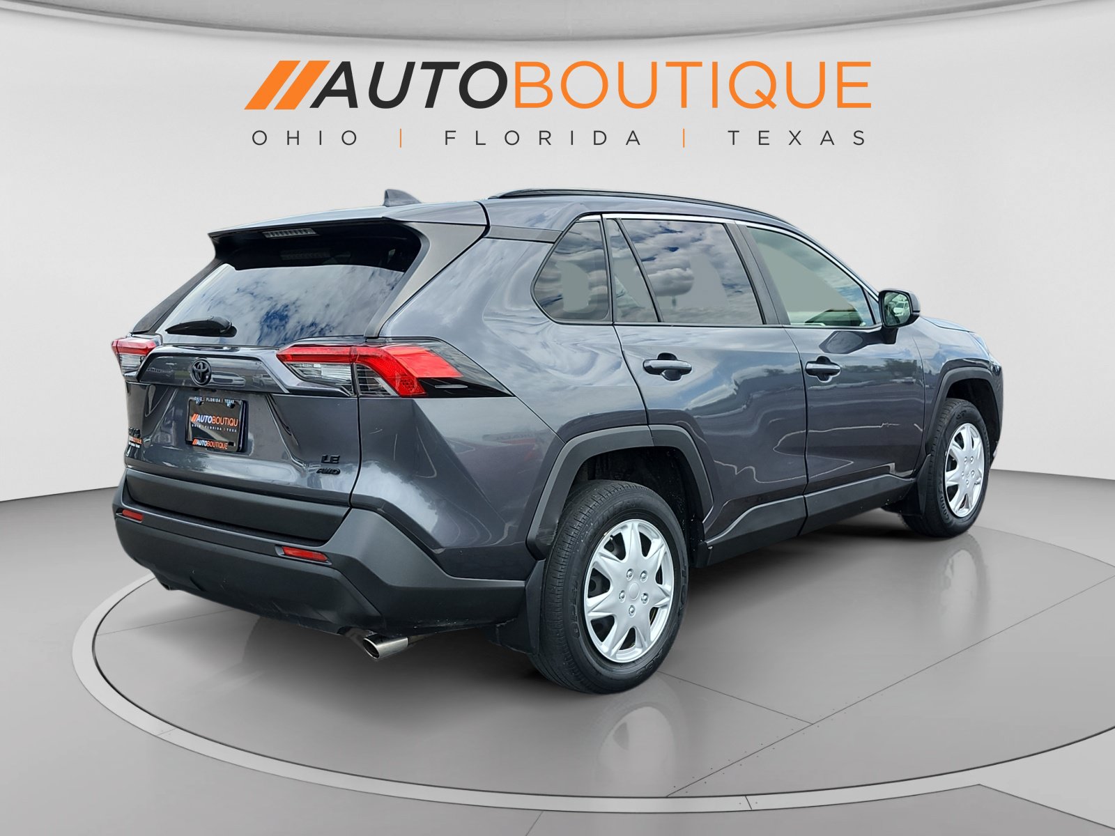Used 2020 Toyota RAV4 LE w/ All Weather Liner Package AWD/4WD image 5