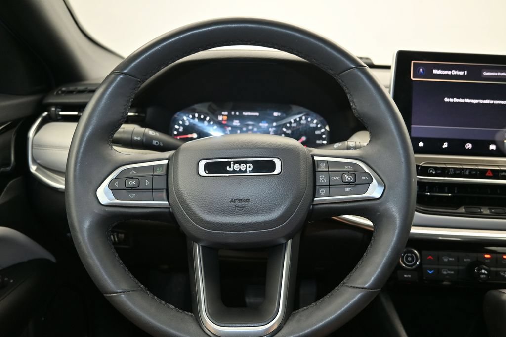 Used 2024 Jeep Compass Limited AWD/4WD image 13