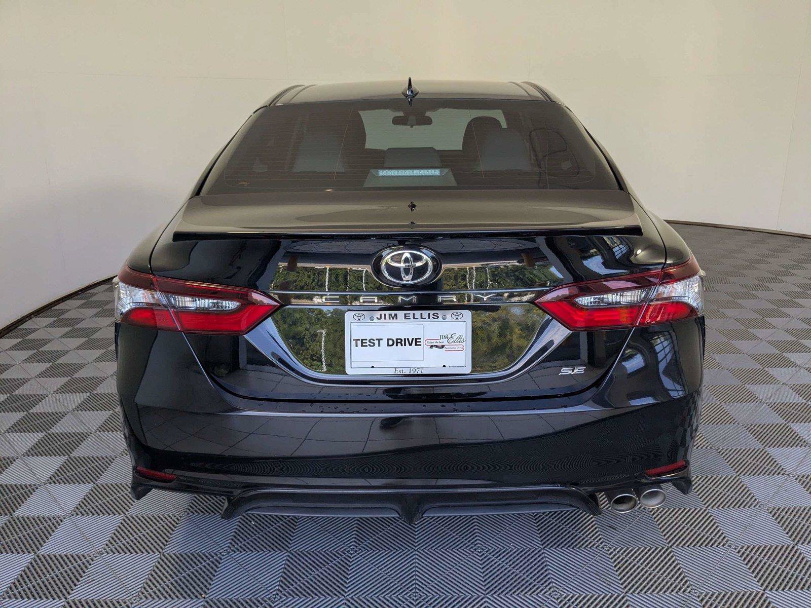 Certified 2024 Toyota Camry SE FWD image 6