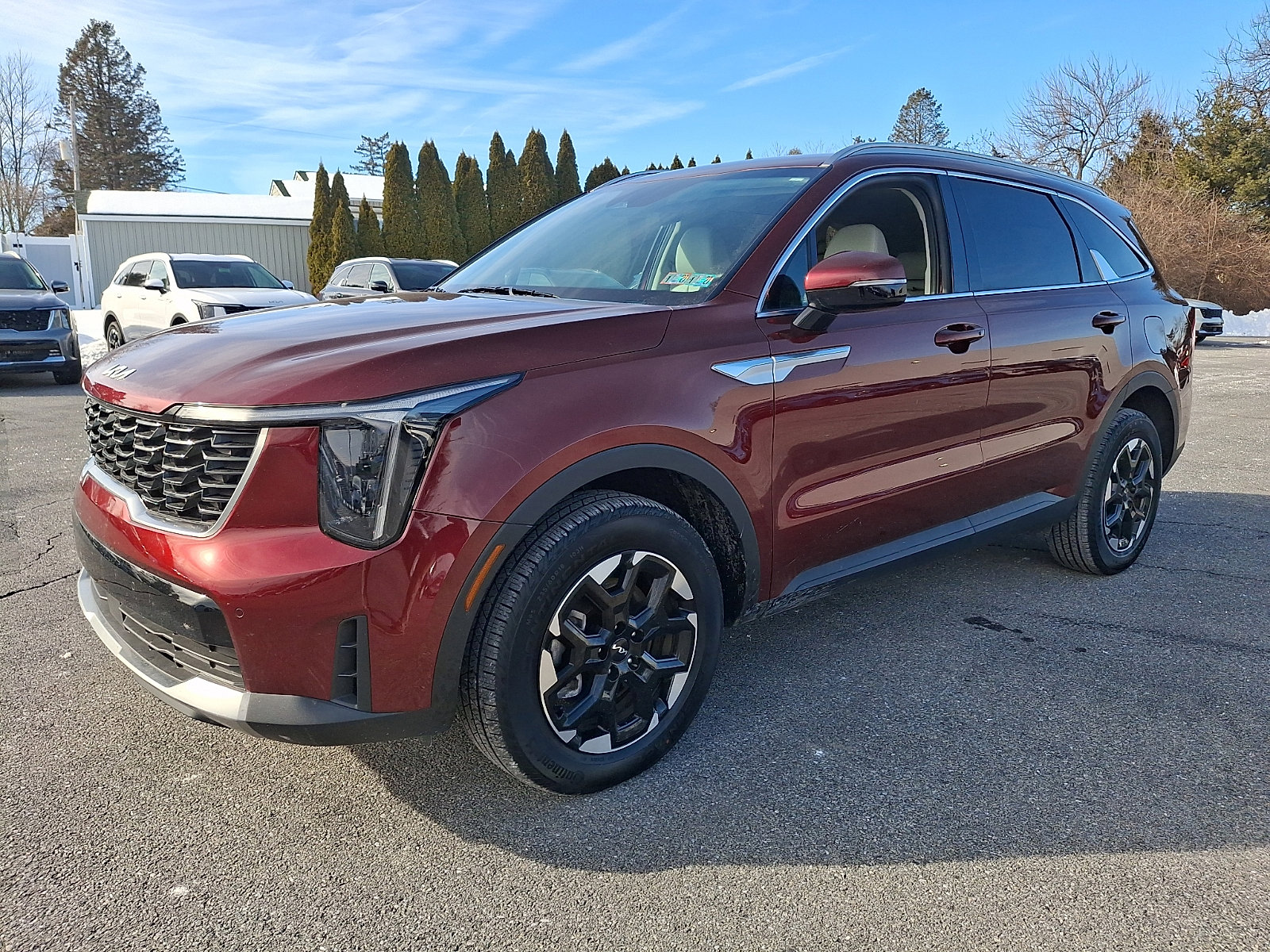 Certified 2025 Kia Sorento S image 3