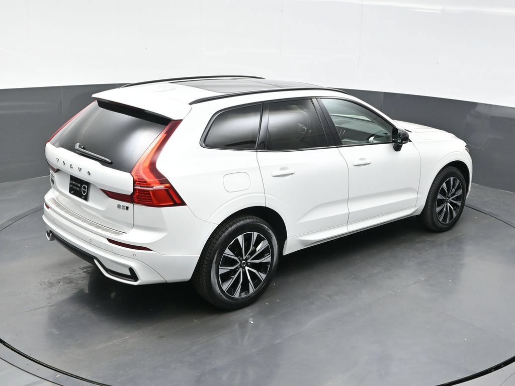 Used 2024 Volvo XC60 B5 Core w/ Protection Package Premier AWD/4WD image 33