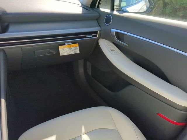 Certified 2025 Hyundai Sonata SEL image 15