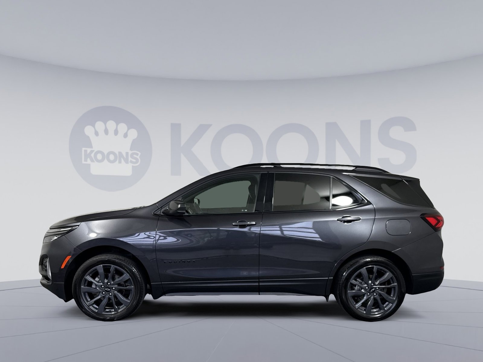 Used 2022 Chevrolet Equinox RS AWD/4WD image 2