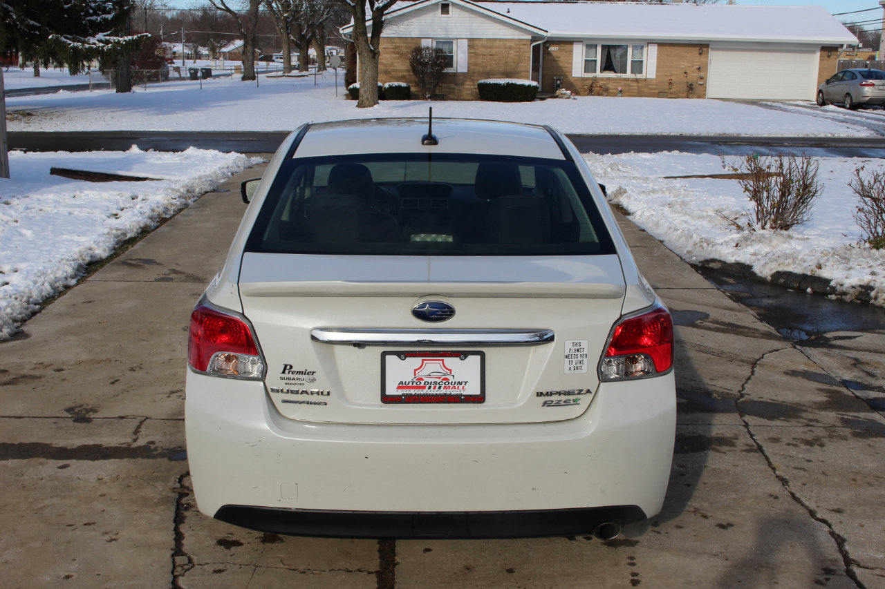 Used 2015 Subaru Impreza 2.0i Limited image 9