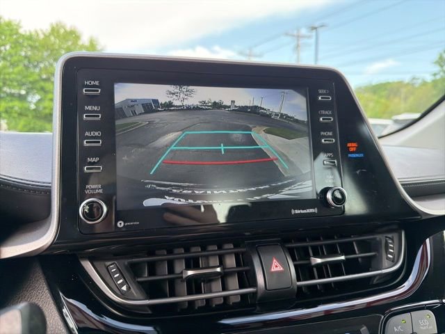 Used 2020 Toyota C-HR LE FWD image 18