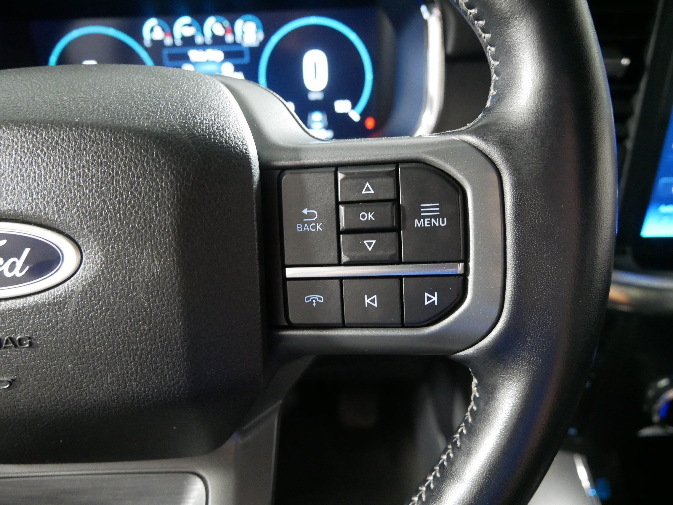 Used 2022 Ford F150 Lariat AWD/4WD image 28