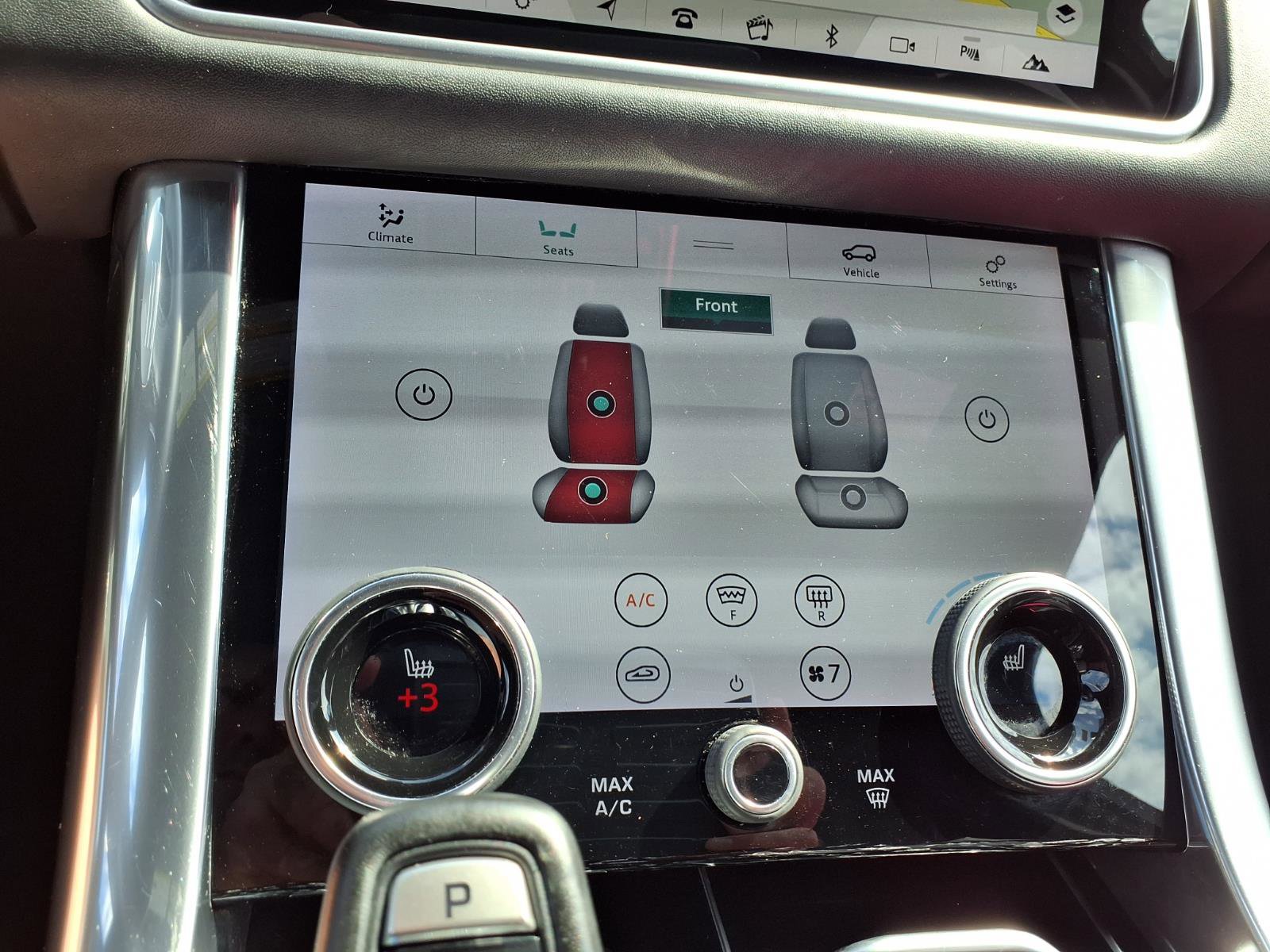 Used 2018 Land Rover Range Rover Sport HSE Dynamic image 9