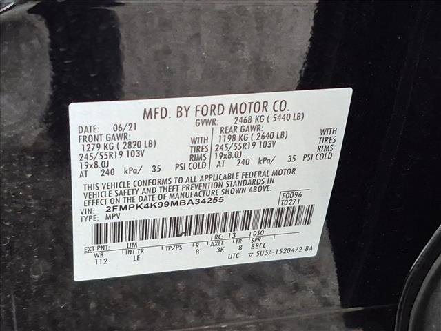 Used 2021 Ford Edge Titanium w/ Class II Trailer Tow Package AWD/4WD image 15