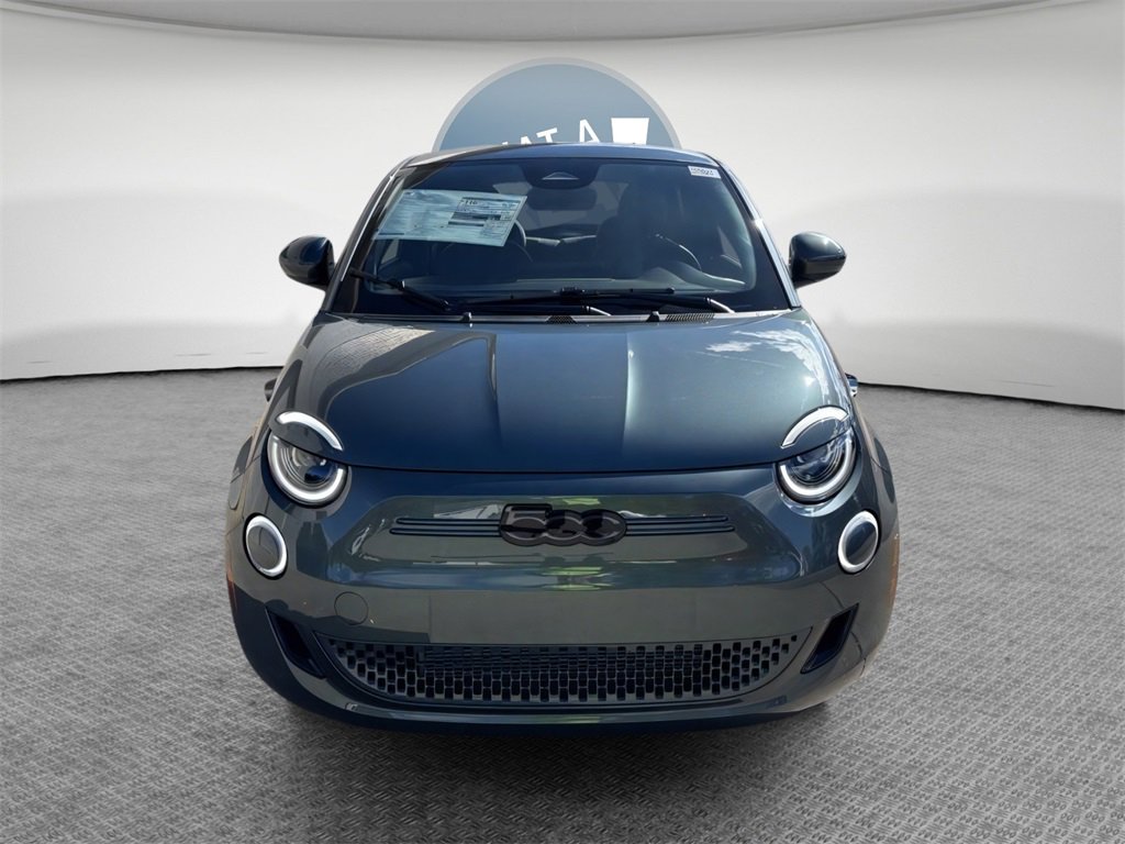 New 2025 FIAT 500 e image 2