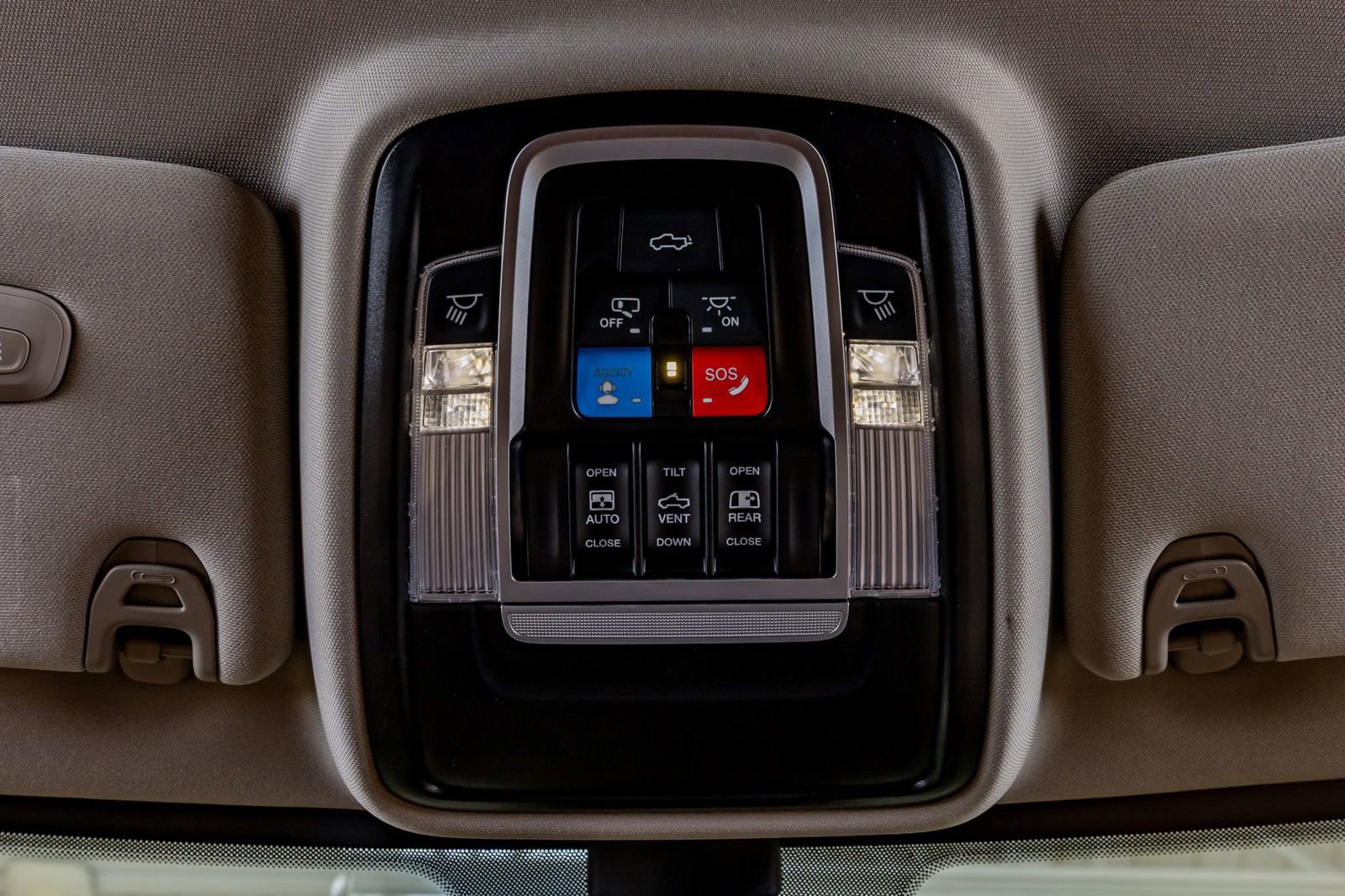 Used 2024 RAM 2500 Limited w/ Towing Technology Group AWD/4WD image 30