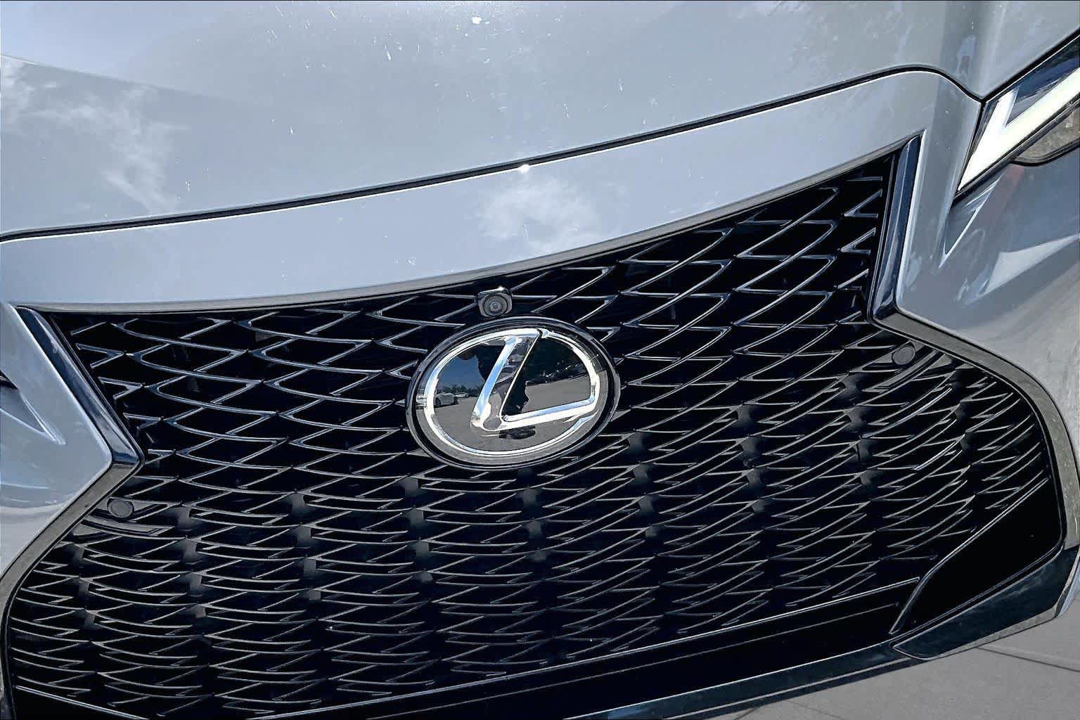 Used 2024 Lexus IS 350 F Sport w/ Navigation Package RWD image 29