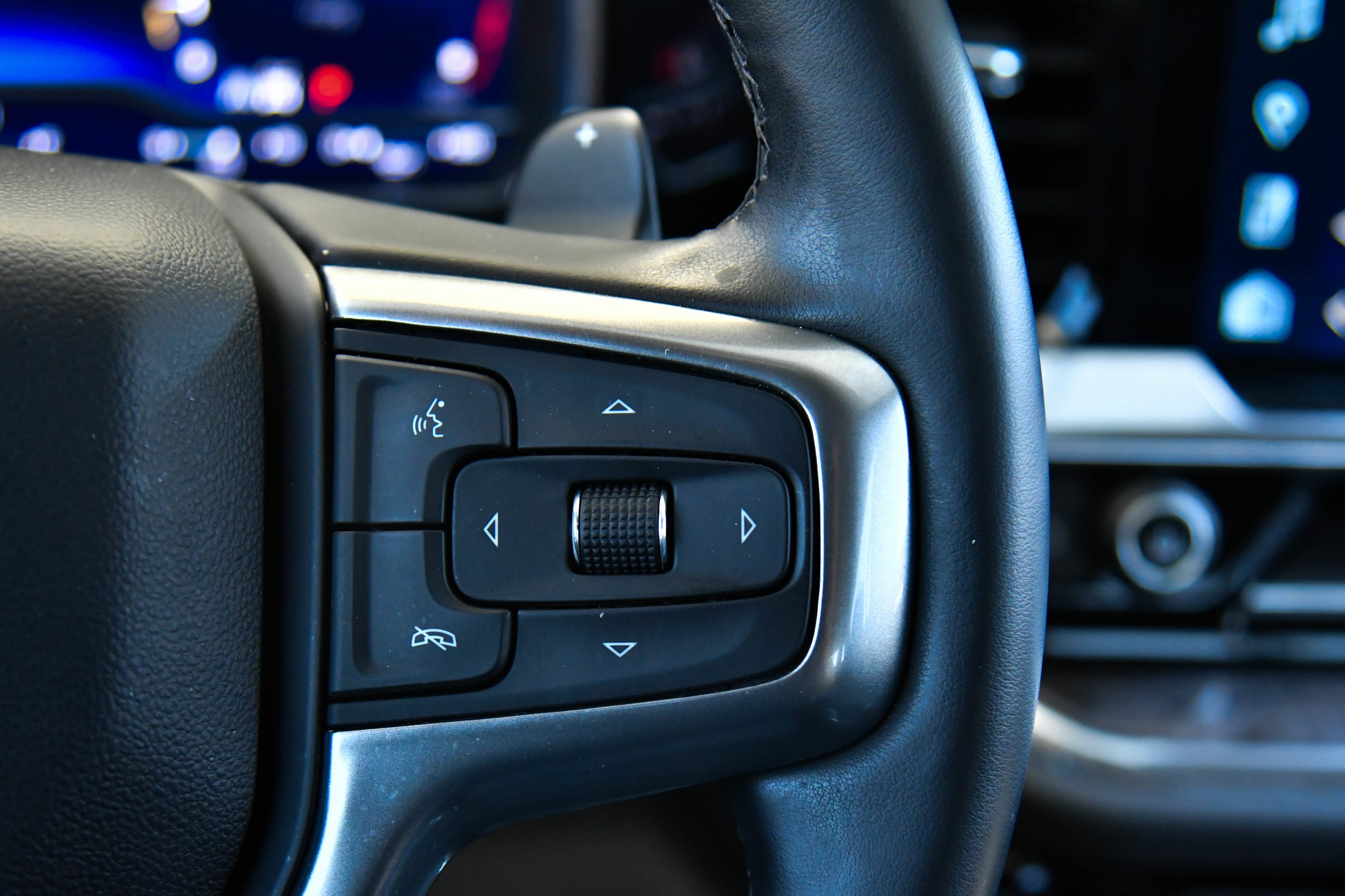 Used 2024 Chevrolet Silverado 1500 LTZ w/ Technology Package AWD/4WD image 41