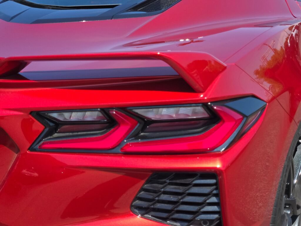 Certified 2021 Chevrolet Corvette Stingray Premium Cpe w/ Z51 Performance Package RWD image 7