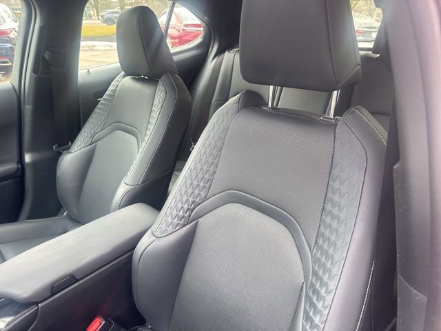 Used 2020 Lexus UX 200 w/ Premium Package image 16