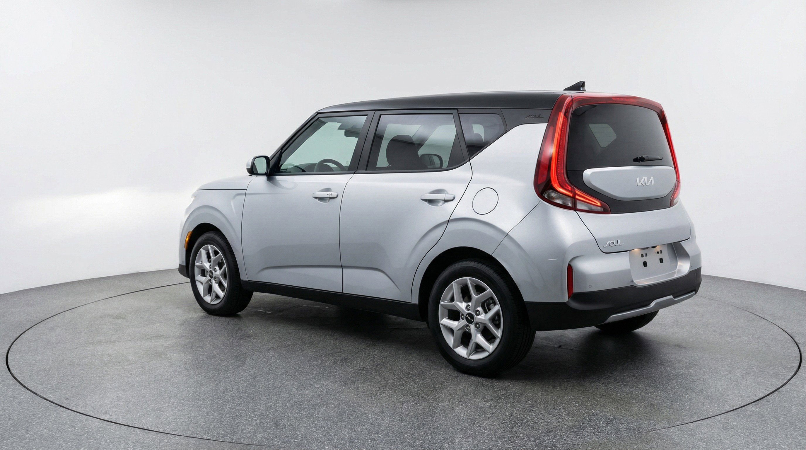 Used 2025 Kia Soul LX w/ LX Technology Package image 6