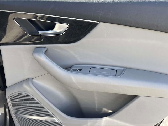 Used 2021 Audi Q7 3.0T Premium Plus w/ Premium Plus Package image 16