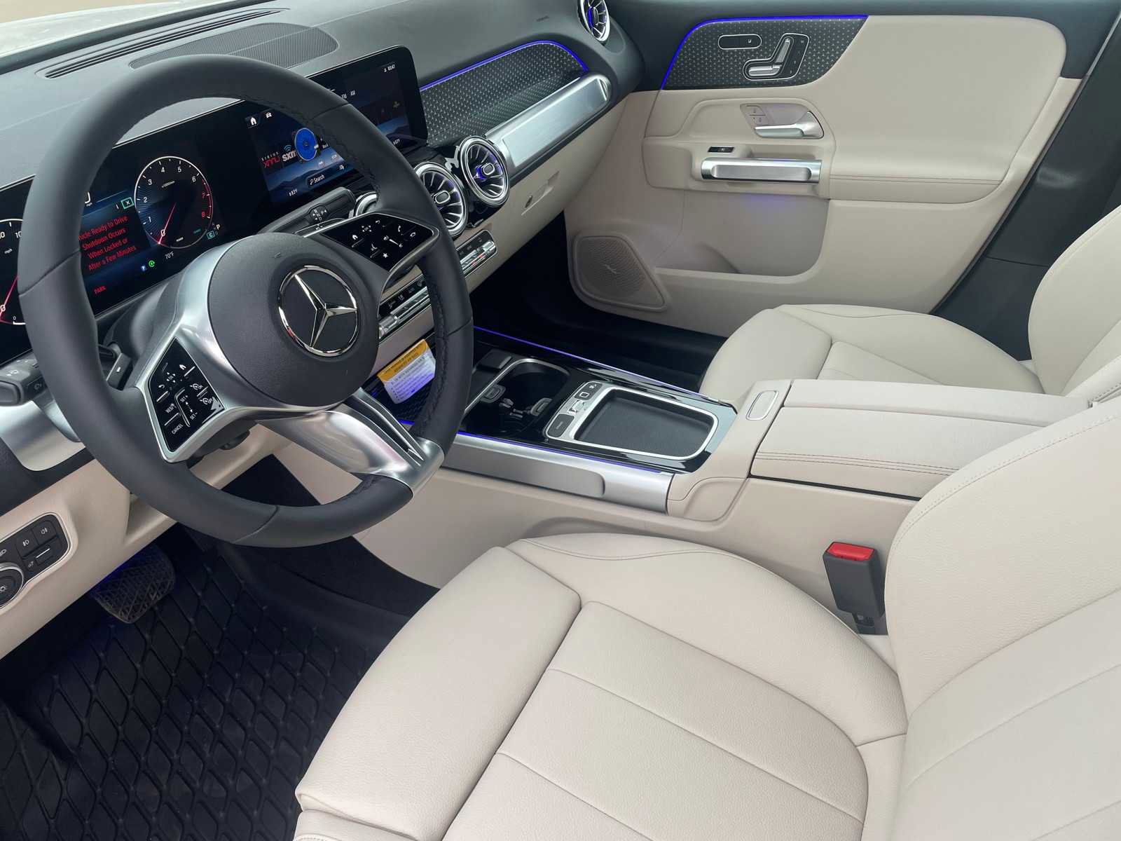 New 2026 Mercedes-Benz GLB 250 image 12