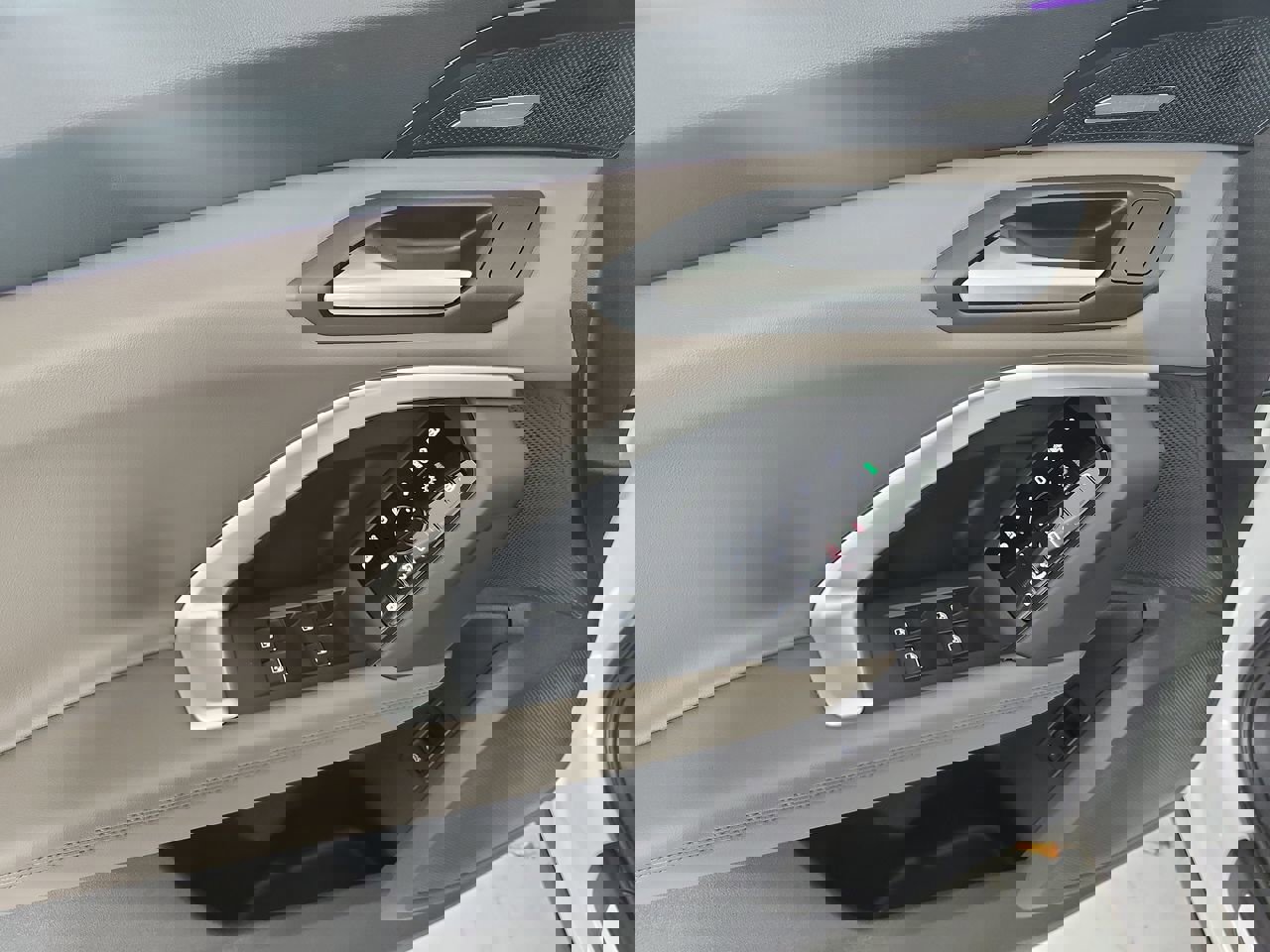 Used 2025 Audi Q5 Premium Plus w/ Premium Plus image 27