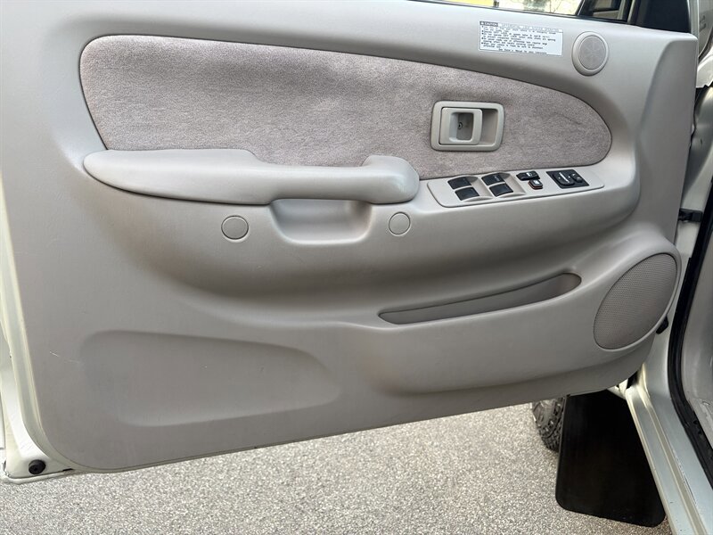 Used 2003 Toyota Tacoma PreRunner image 13
