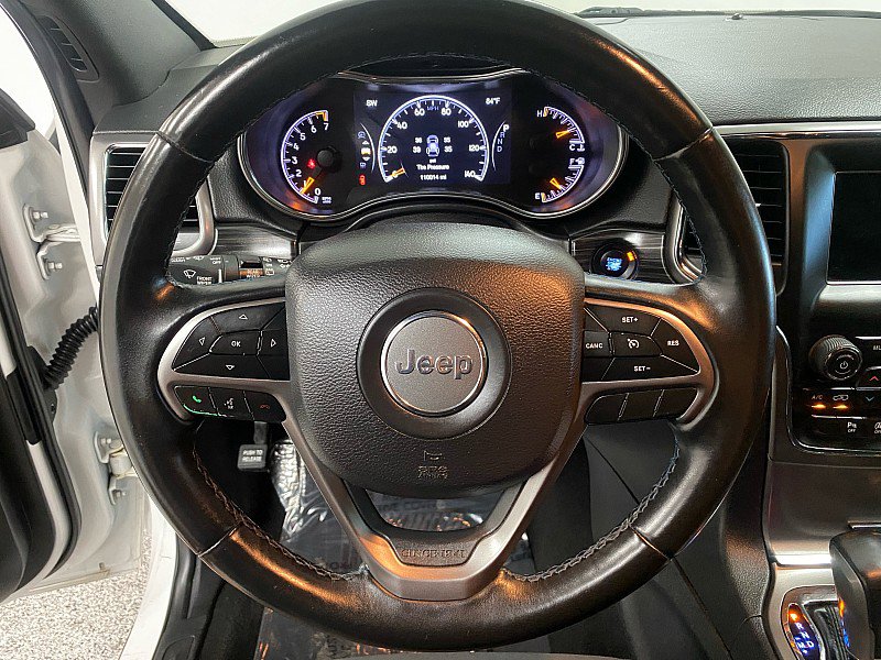 Used 2019 Jeep Grand Cherokee Laredo image 24