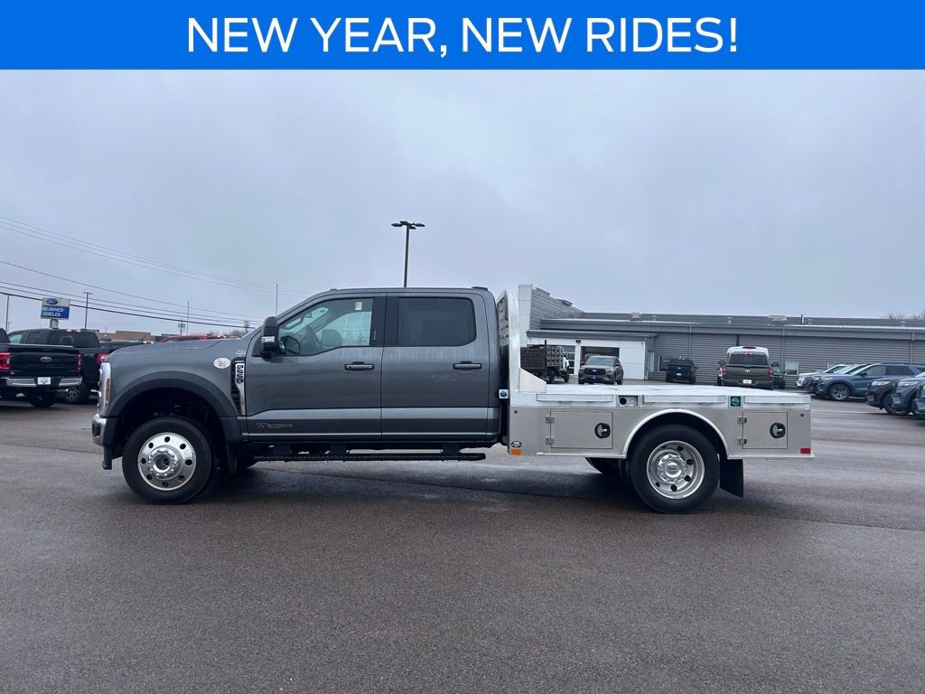 New 2026 Ford F550 4x4 Crew Cab Super Duty w/ Snow Plow Prep Package image 3