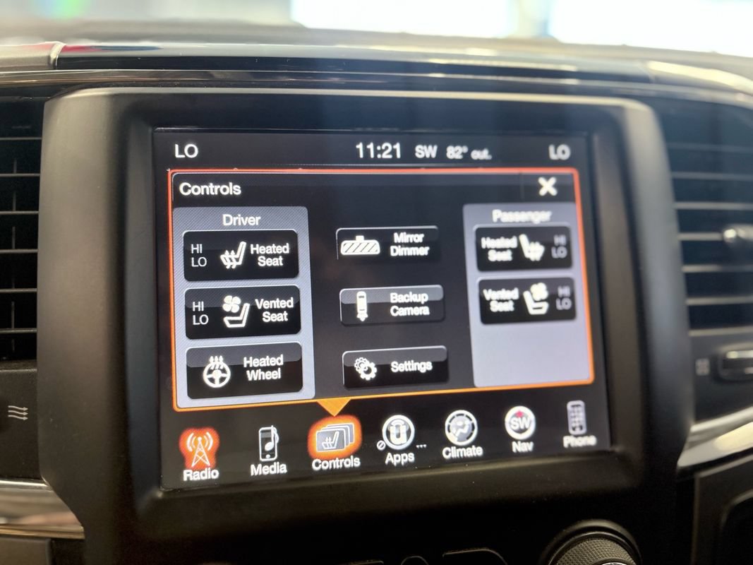 Used 2017 RAM 1500 Sport w/ Black Ram 1500 Sport Group AWD/4WD image 30
