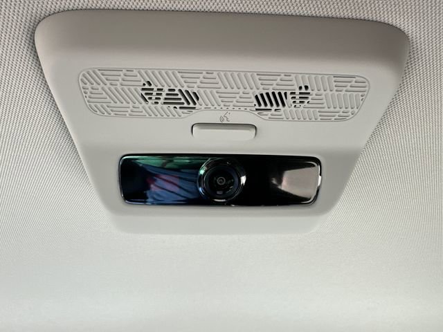 Used 2026 Kia Carnival EX image 23