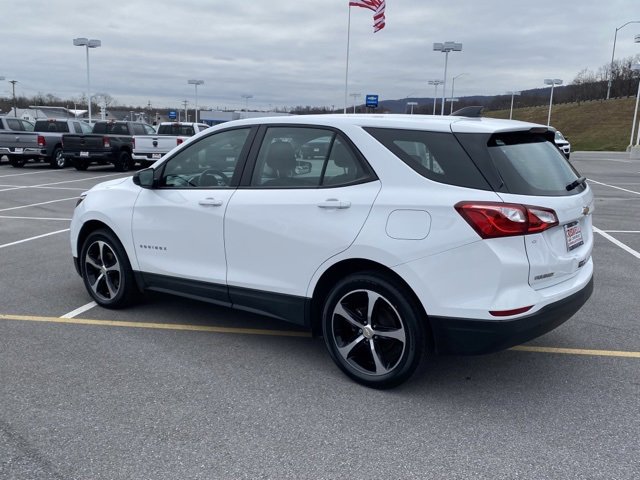 Used 2020 Chevrolet Equinox LS image 3