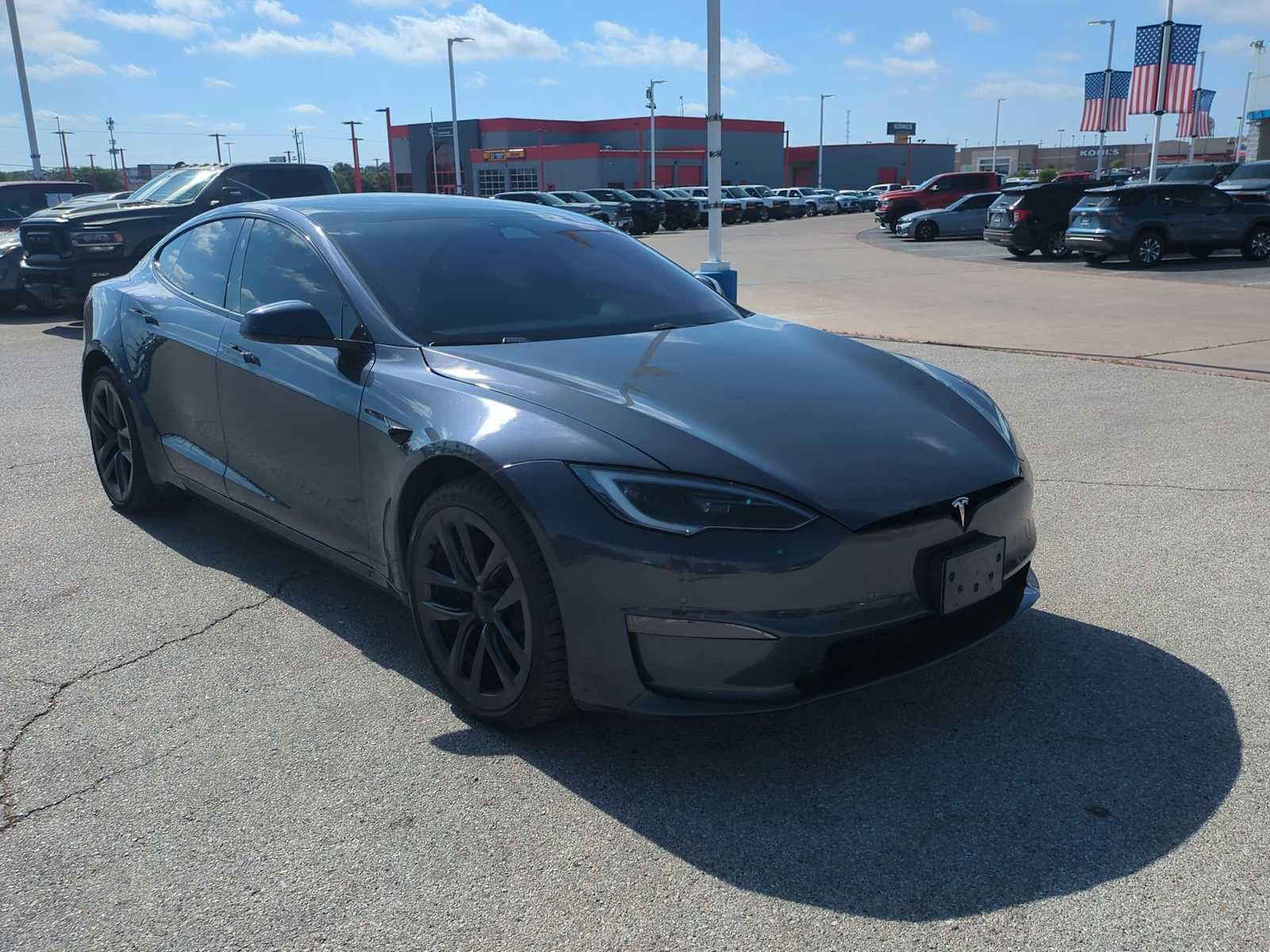 Used 2022 Tesla Model S image 2