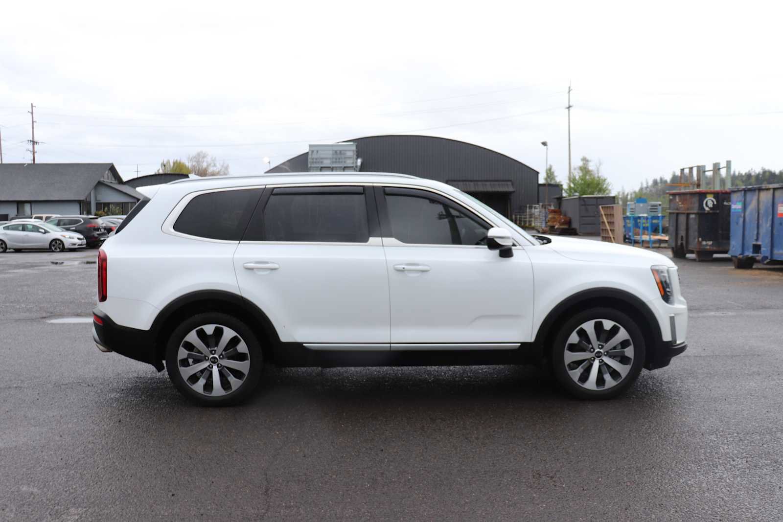 Used 2020 Kia Telluride S w/ S 8 Passenger Seating Package image 4