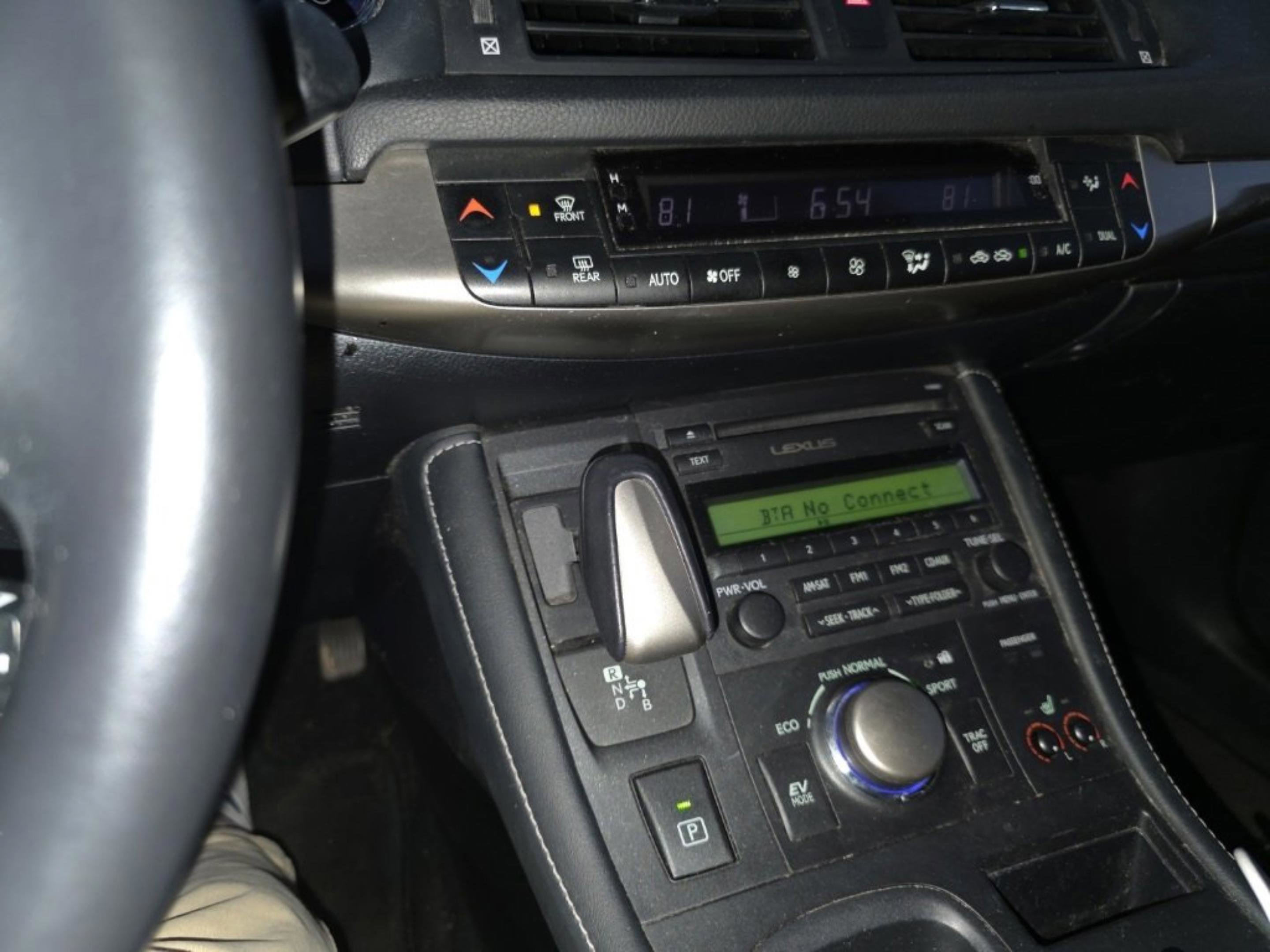 Used 2016 Lexus CT 200h w/ Seat Comfort Package image 11