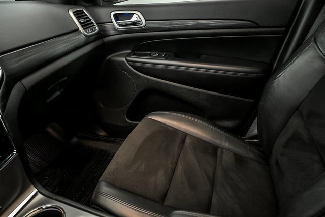 Used 2020 Jeep Grand Cherokee Altitude image 27