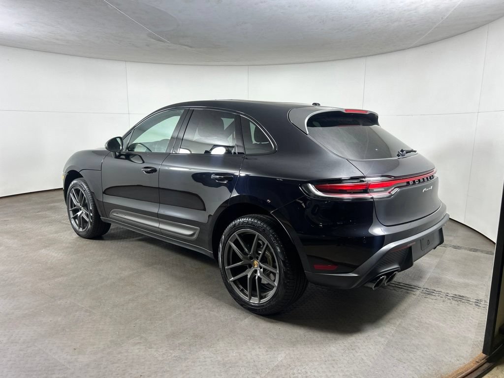 Certified 2026 Porsche Macan Turbo AWD/4WD image 3