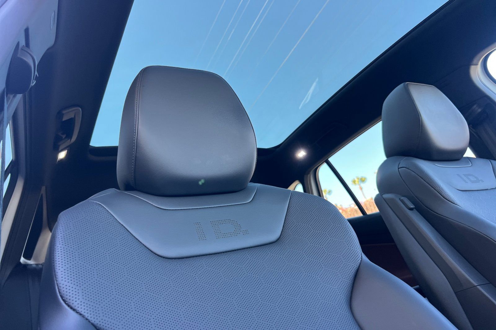 Used 2022 Volkswagen ID.4 Pro S image 17