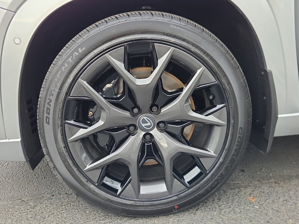 New 2026 Lexus TX 500h AWD image 28