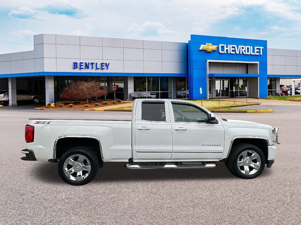 Used 2018 Chevrolet Silverado 1500 LTZ Z71 w/ LTZ Plus Package image 6