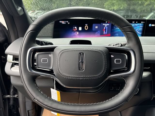 New 2027 Lincoln Navigator Reserve w/ Jet Appearance Package AWD/4WD image 14