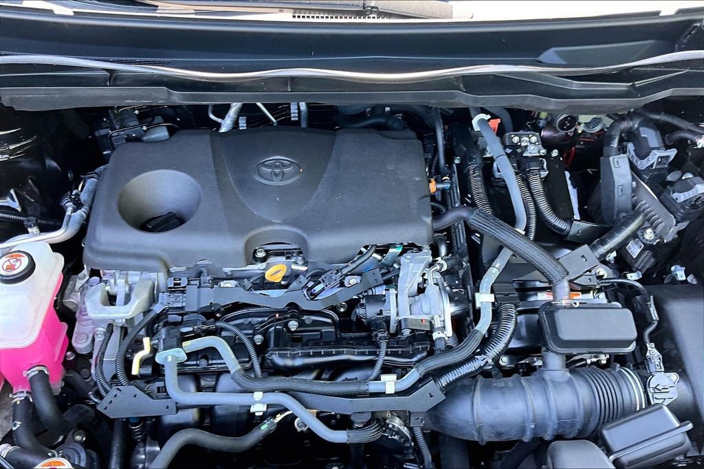 Used 2021 Toyota Sienna XSE w/ XSE Plus Package FWD image 24