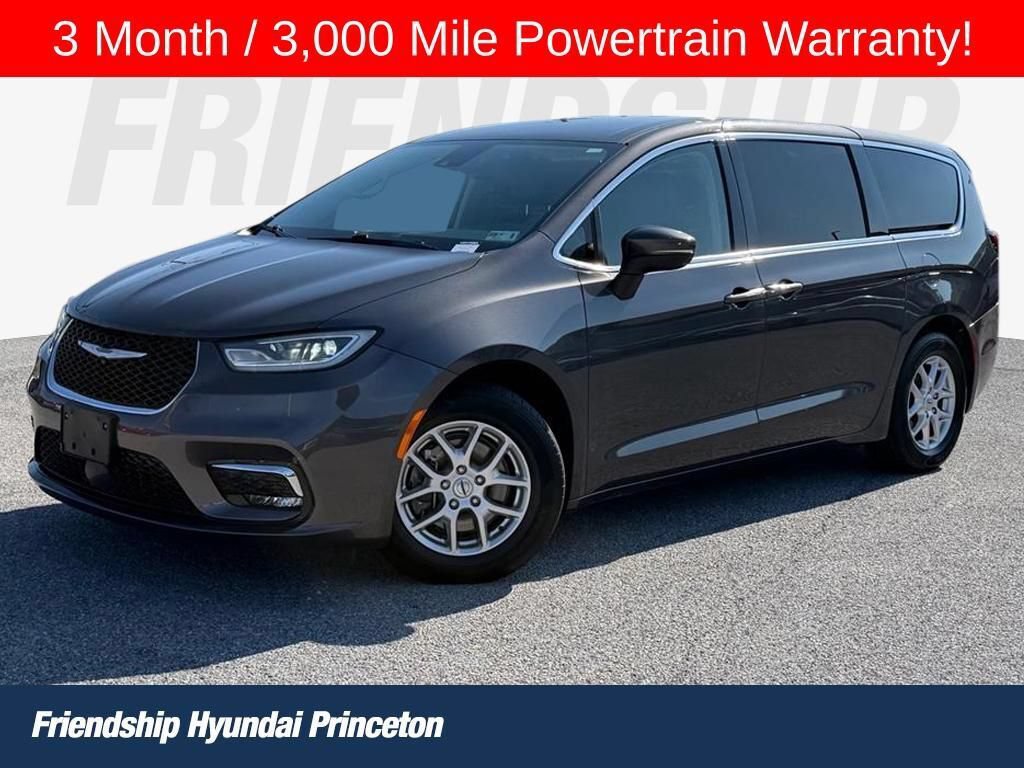 Used 2023 Chrysler Pacifica Touring-L