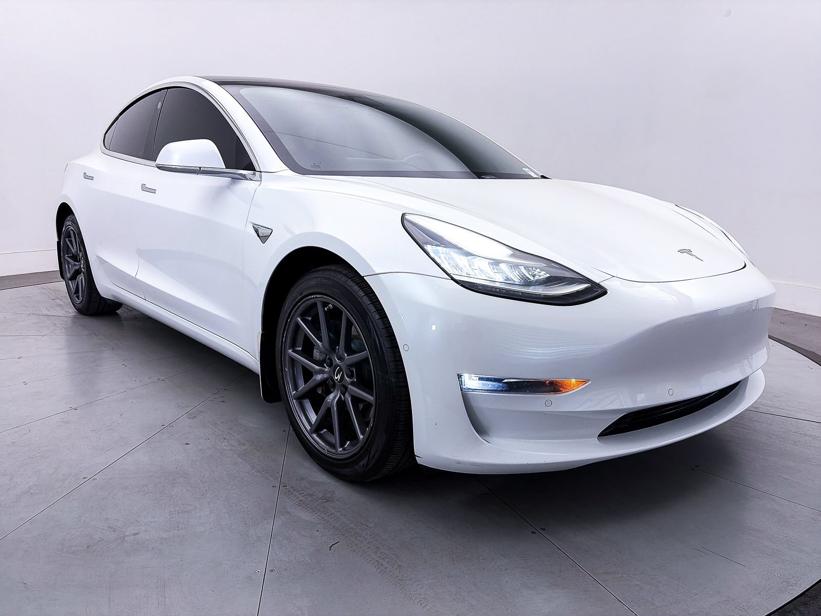 Used 2019 Tesla Model 3 Long Range AWD/4WD image 10